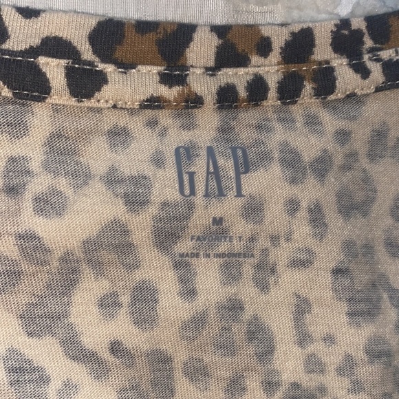 cheetah t-shirt, size M - Picture 2 of 3